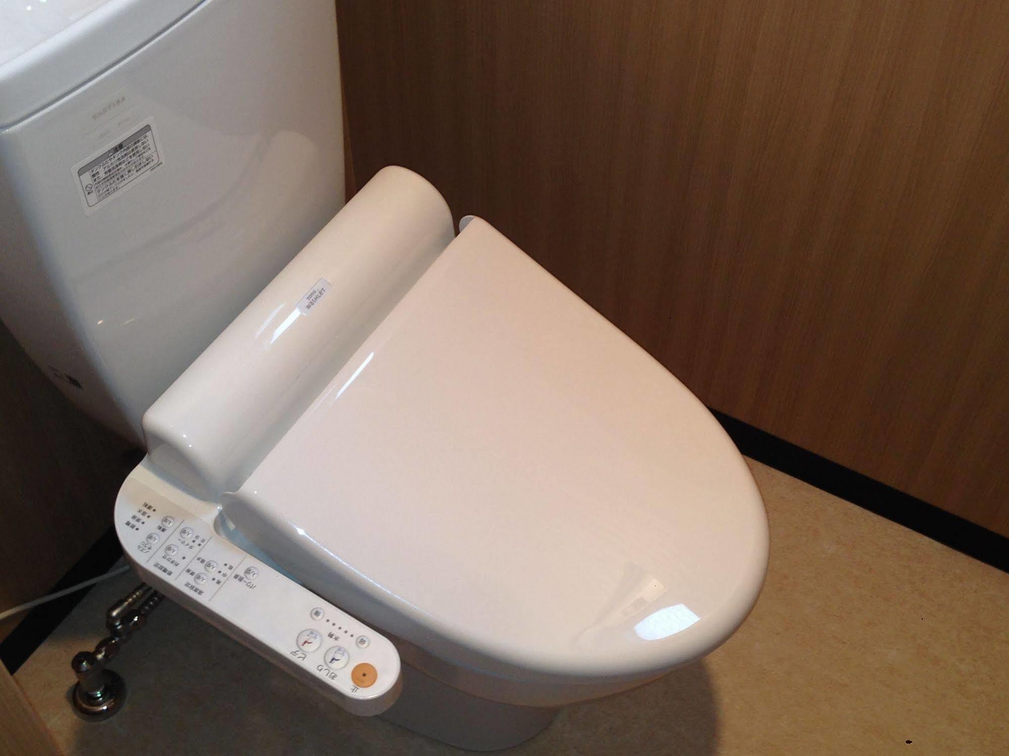 Fukuoka Guesthouse Little Asia Kokura Китакюсю Экстерьер фото